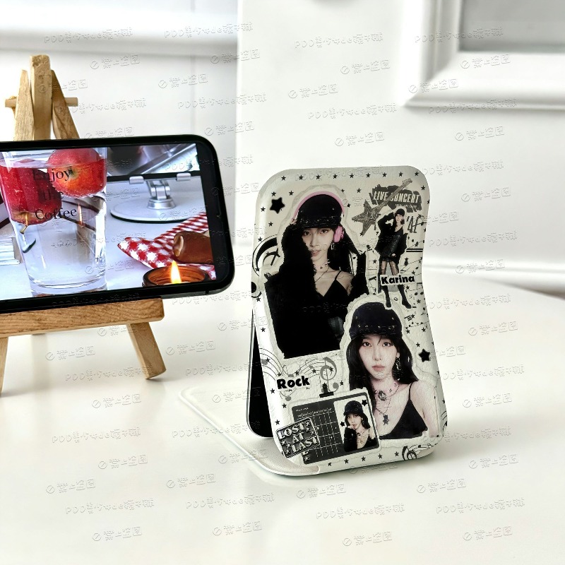 Beauty With Makeup - Aespas Mini opvouwbare make-upspiegel Verticale desktop