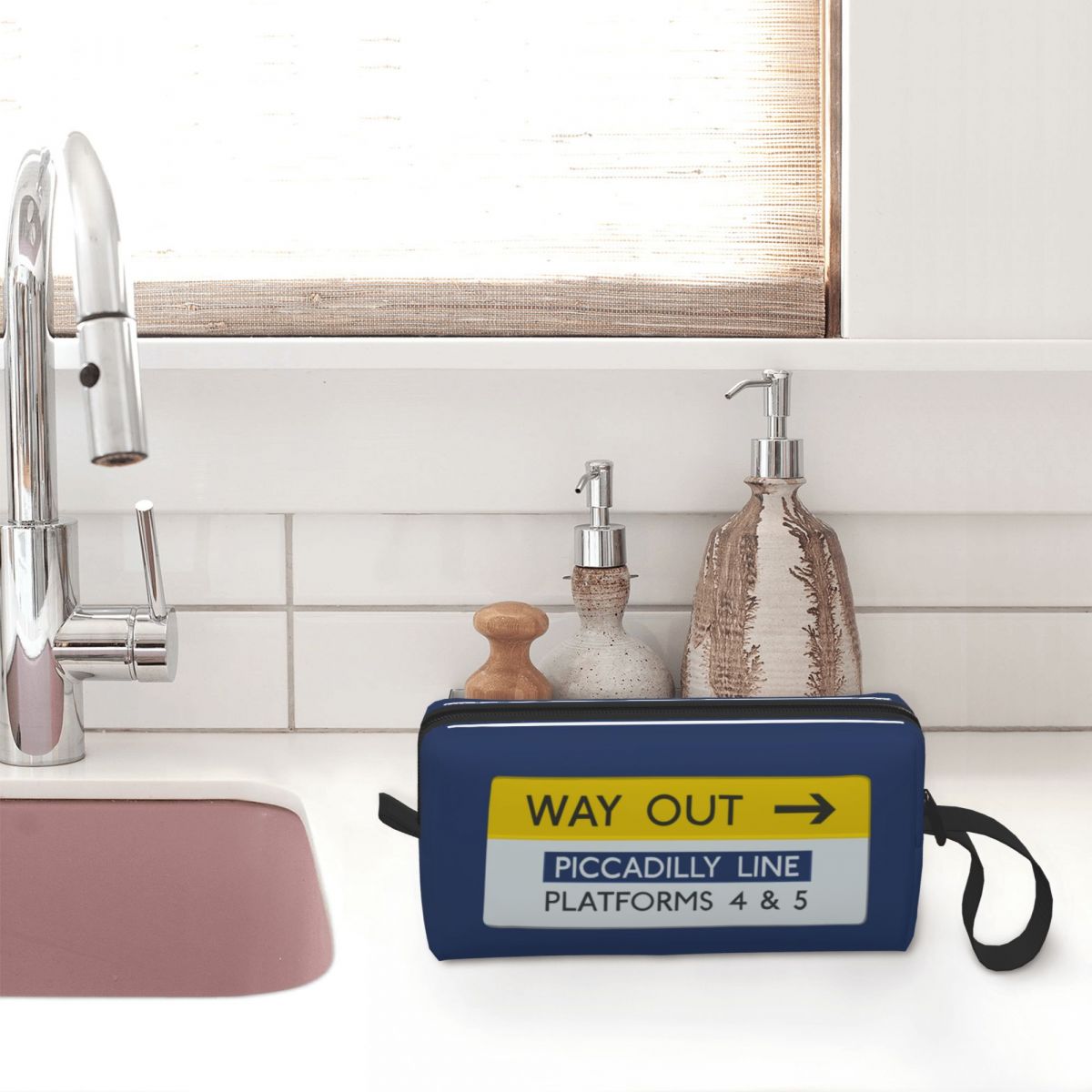London Underground Way Out Sig - Beauty Makeup London recensie en prijs